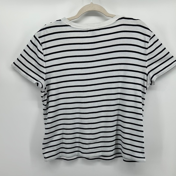 LRL Black&White Striped Short Sleeve T-Shirt Left Shoulder Button Detail Sz XL - Picture 7 of 10